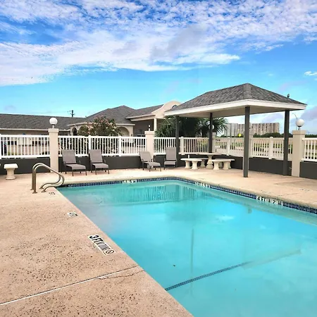 Days Inn By Wyndham Robstown-2
