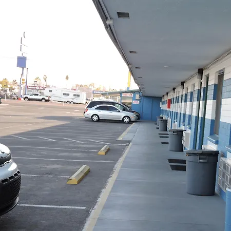 Walden Motel-2