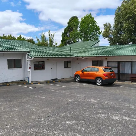 Aladdin Motel-2