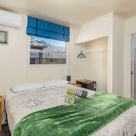 Riverside Lodge Paihia-3