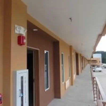 Crystal Inn-2