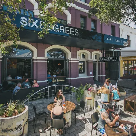 Six Degrees Motel-3