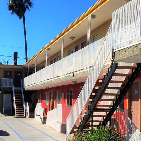 4 Star Motel-3