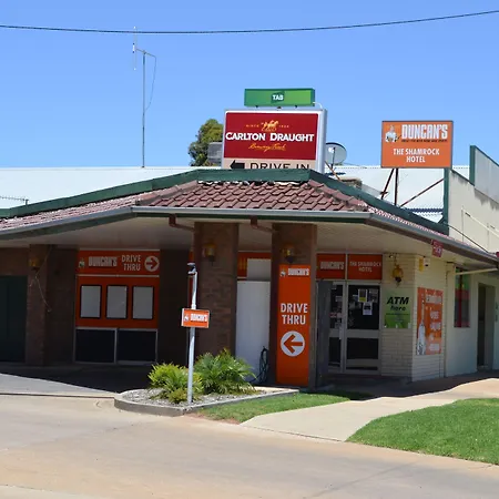 The Shamrock Hotel Balranald-3