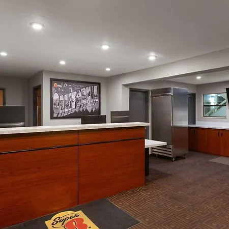Super 8 By Wyndham Fort Bragg-3