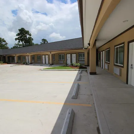 Scottish Inn & Suites Baytown-3