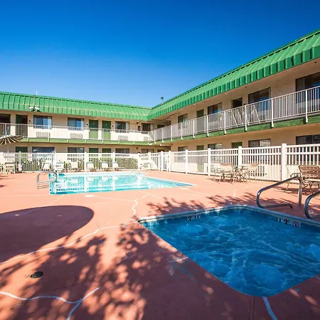 University Inn Fresno-2