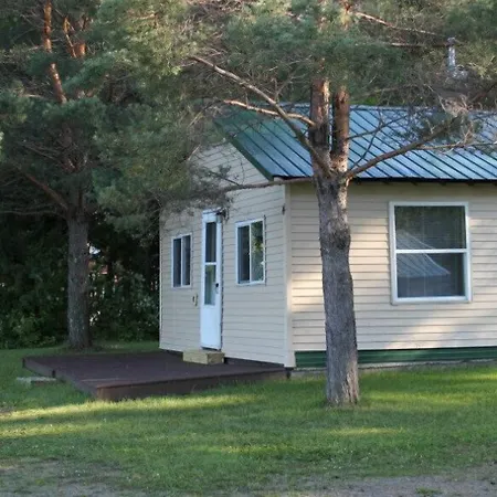 Blue Moon Resort & Motel-3