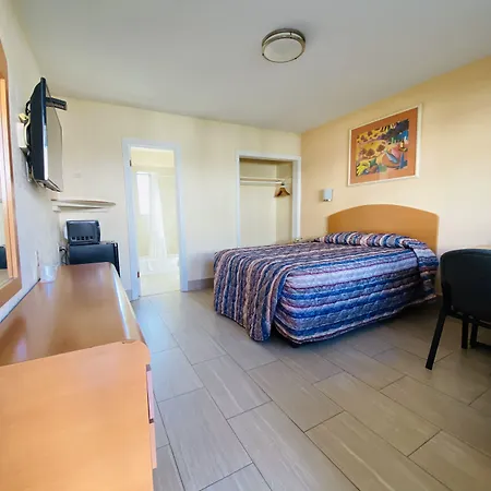 A 1 A Super Inn-3