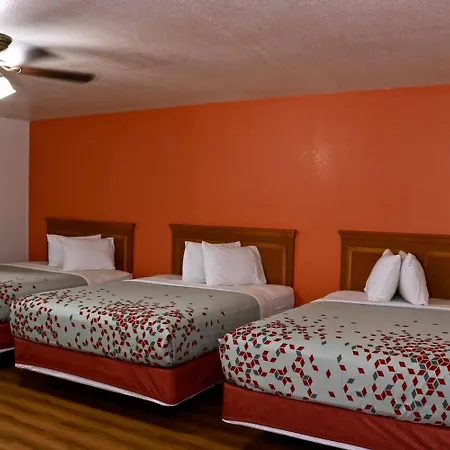 Heritage Inn & Suites-3