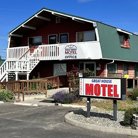 Great House Motel-3