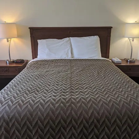 Century Motel-2
