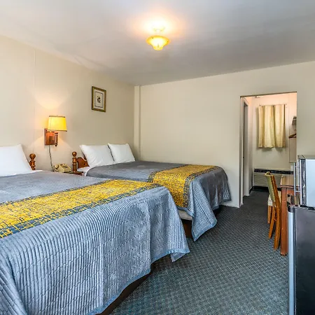 Parkway Inn-2