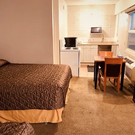 Red Carpet Inn & Suites-3