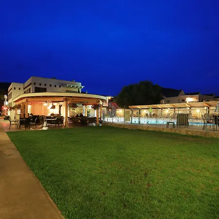 Bowmont Motel-3