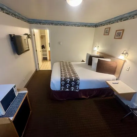 Ocean Breeze Motel-3