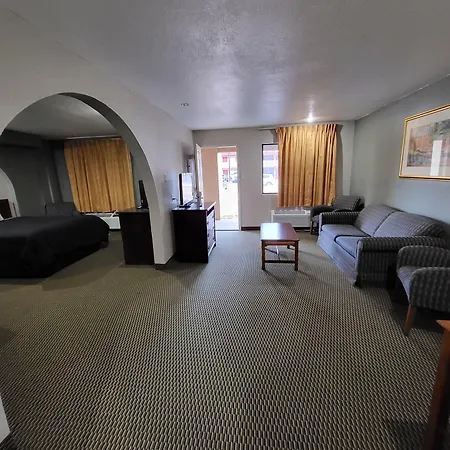 Hallmark Inn And Suites-3