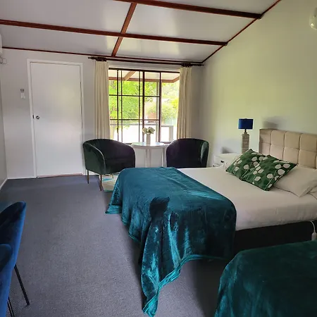 Dartmouth Motor Inn-2