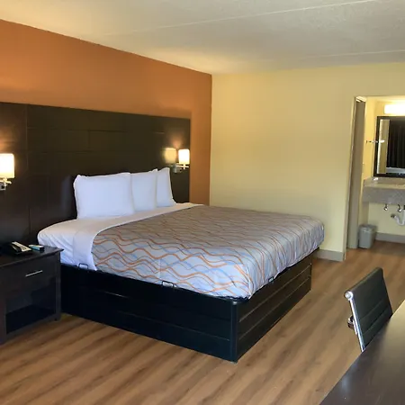 Days Inn By Wyndham Troy Il-2