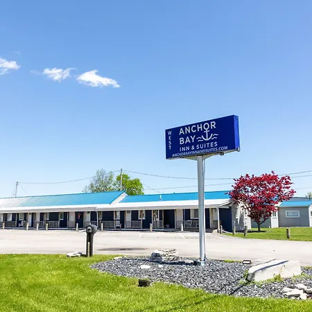 Anchor Bay Inn And Suites-3