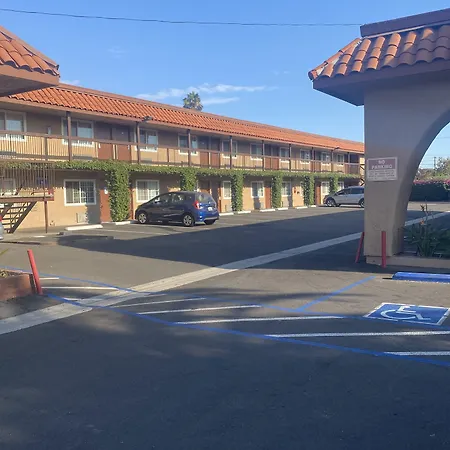 Anaheim Astoria Inn & Suites-2
