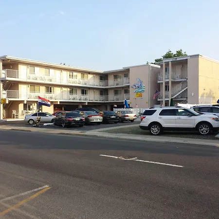 Bay Breeze Motel-3