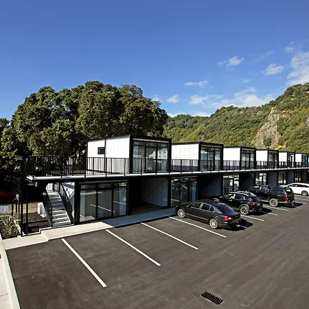 The Com Plex Motel-2
