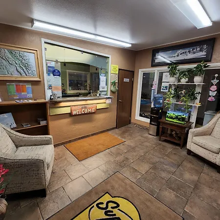 Super 8 By Wyndham Cut Bank-2
