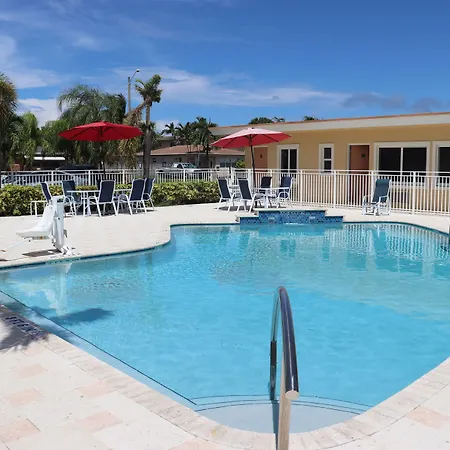 Curtis Inn & Suites-3