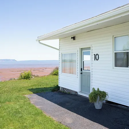 The Breeze Motel-2