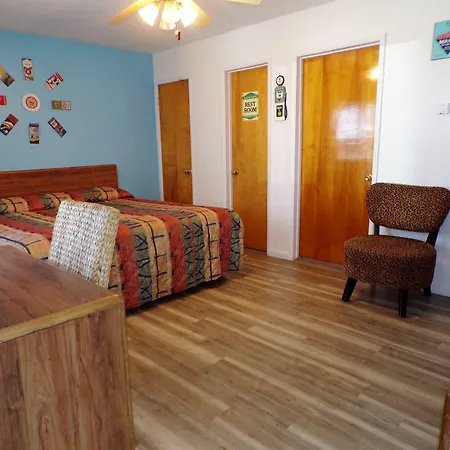 Cypress Tree Motel-3