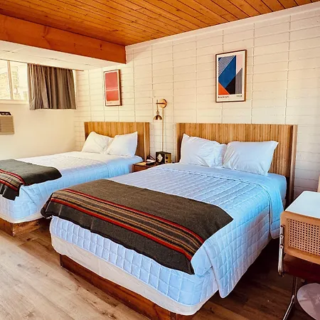 The Sierra Motel-2