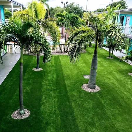 Tropical Inn & Suites, Downtown Clearwater-3