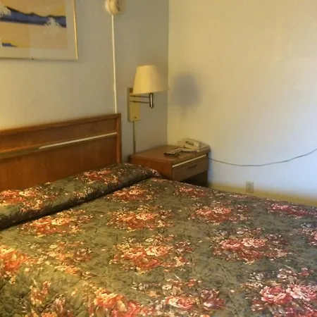 Dubois Manor Motel-3