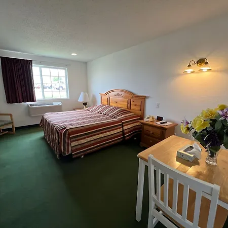 Red Bud Country Inn-2
