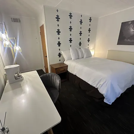 Grand Central Motel-3