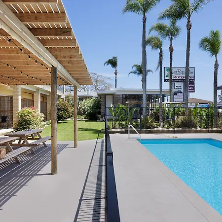 South Pacific Palms Motor Inn-3