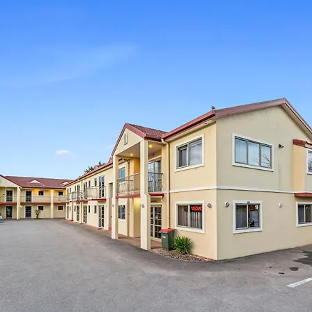 New Castle Motor Lodge-2