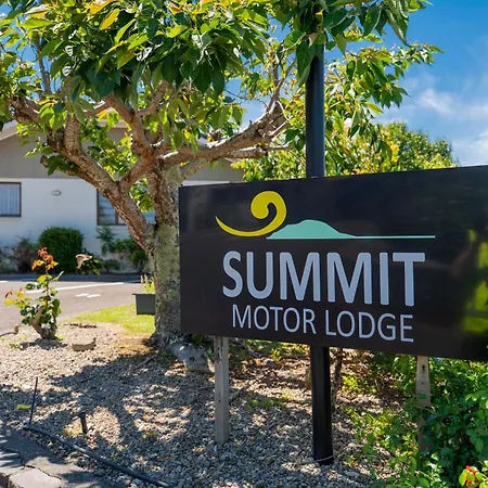 Summit Motor Lodge-2