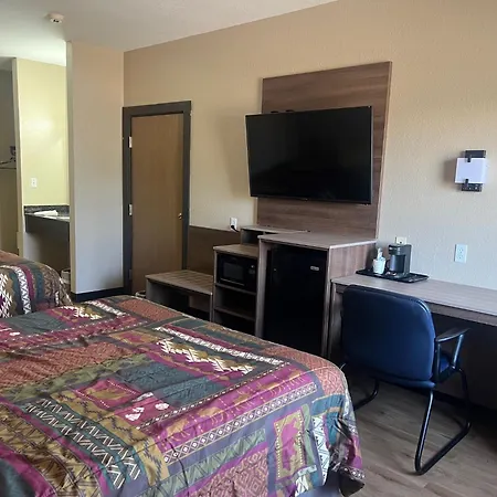 Booneslick Lodge - Neosho-2