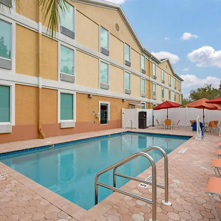 Best Western Wesley Chapel-3