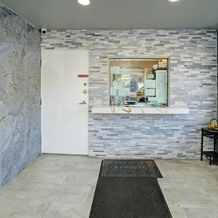 Hotel O Miami Inn & Suites Chicago Midway Airport-3