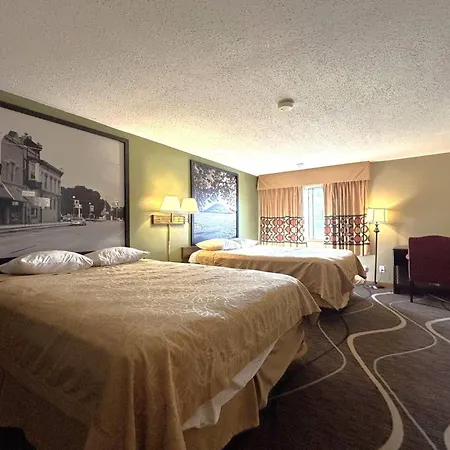 Super 8 By Wyndham Normal Bloomington-2