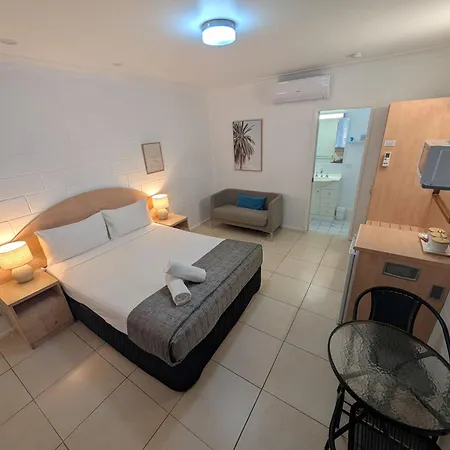 Moffat Beach Motel Caloundra-3