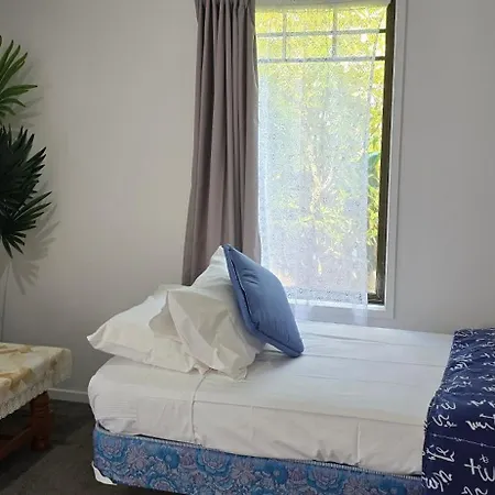 Baden Lodge Motel - Private Spa Bath-3