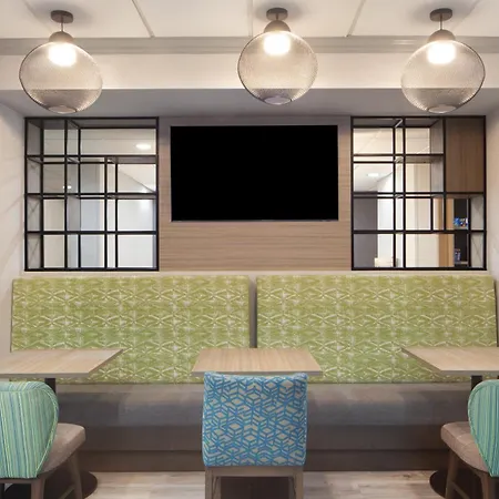 Hampton Inn - Greenville-3
