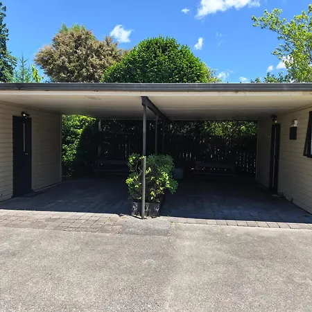 Judges Pool Motel Turangi-3