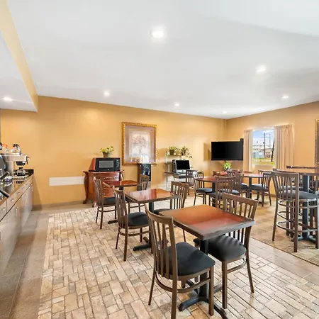 Americas Best Value Inn Somerville Texas-3