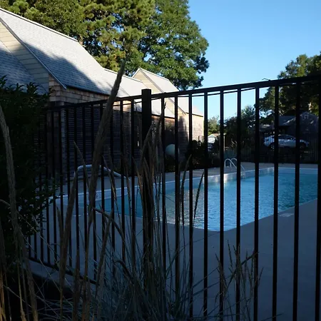 Cape Cod Veranda-2