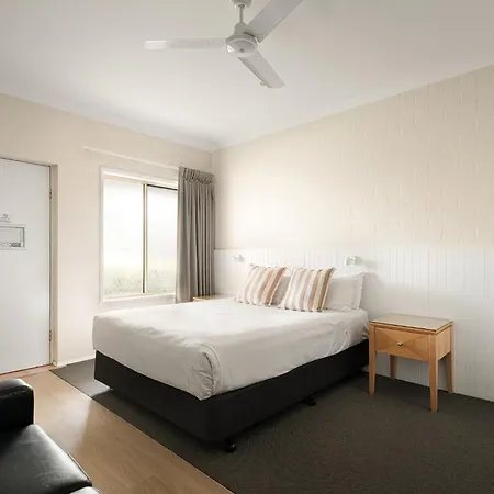 Catalina Motel Lake Macquarie-3